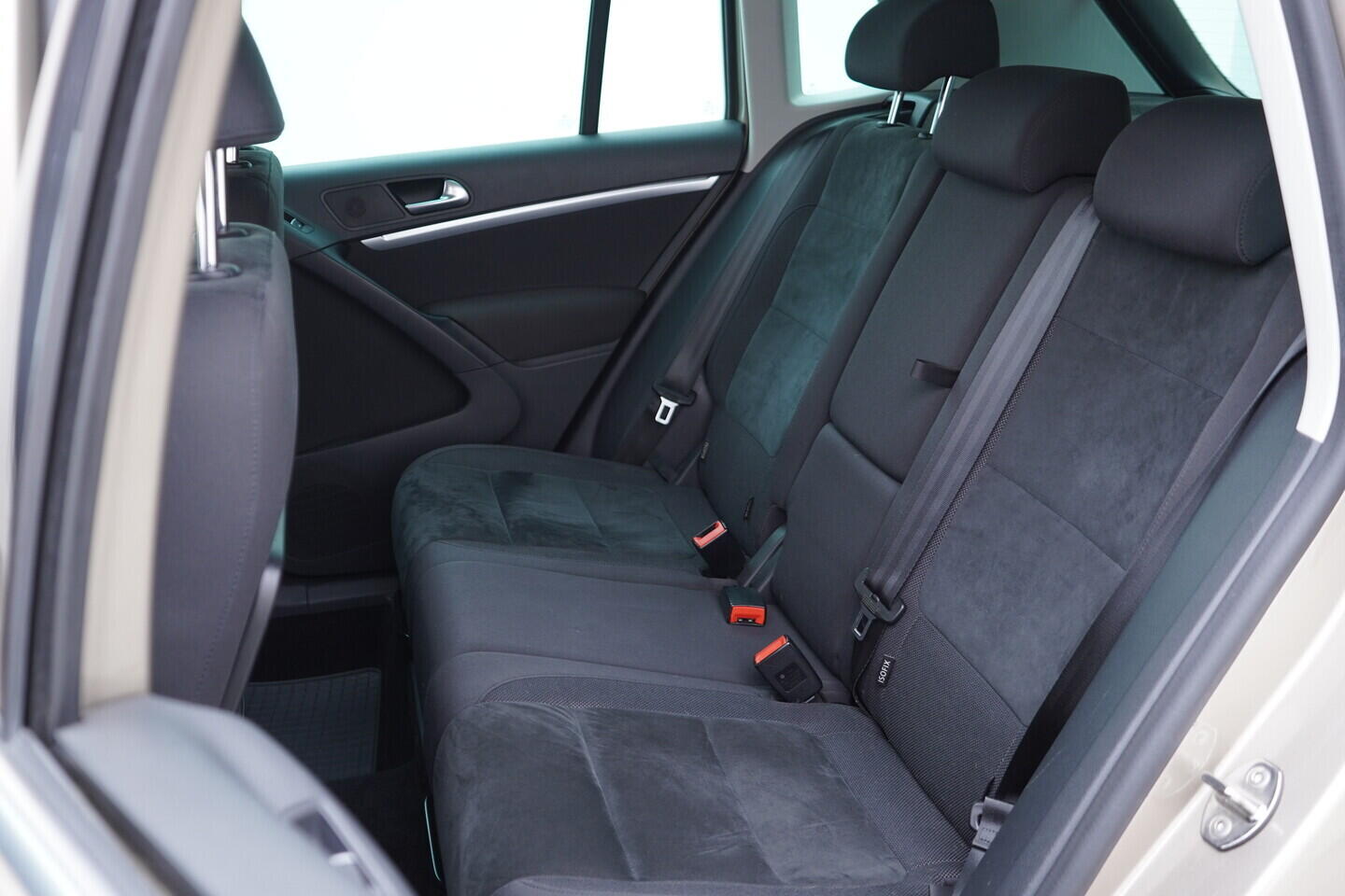 OV190V11141_39.webp_TIGUAN  2.0 TDI 103 kW manuál