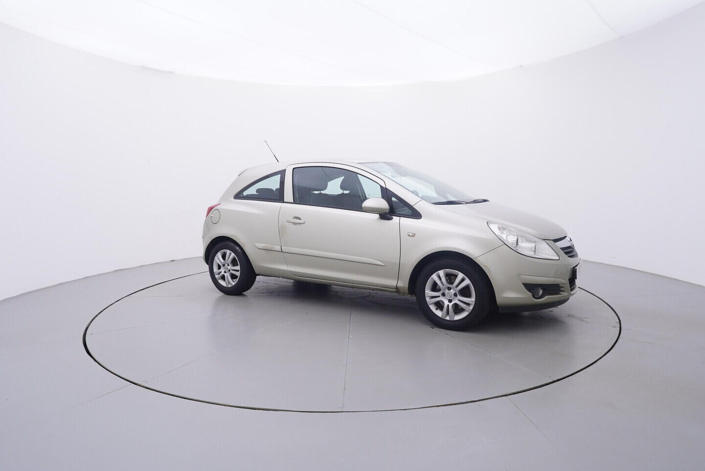 OV190V11142_16.webp_CORSA  1.2 CDTi 66 kW manuál