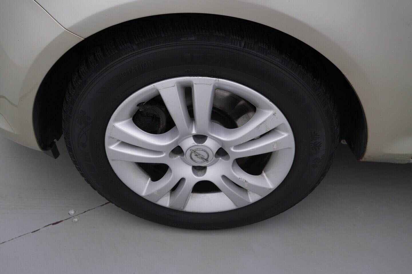 OV190V11142_38.webp_CORSA  1.2 CDTi 66 kW manuál