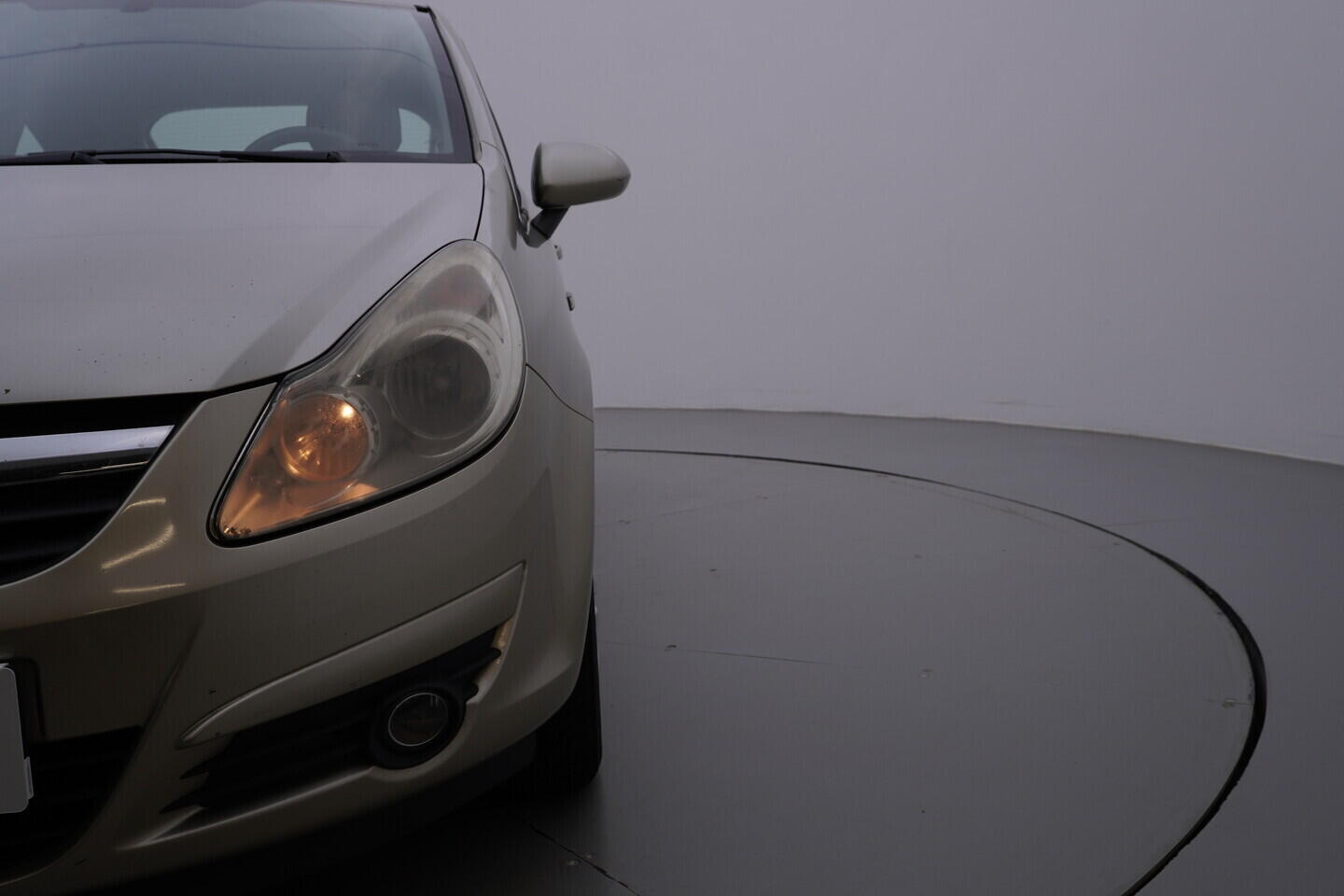 OV190V11142_39.webp_CORSA  1.2 CDTi 66 kW manuál