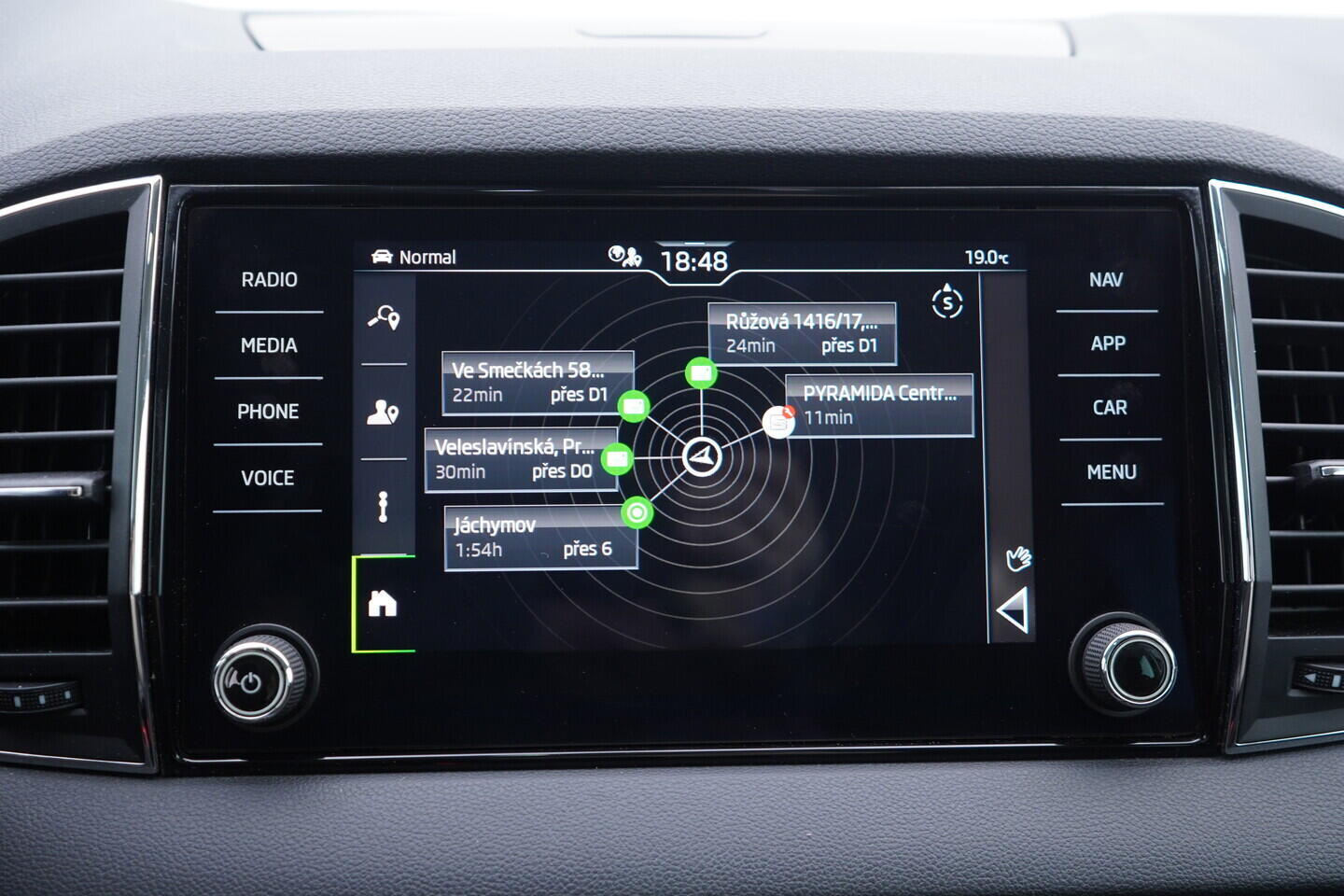 OV190V11143_34.webp_KAROQ Scout 2.0 TDI 110 kW automat, DPH