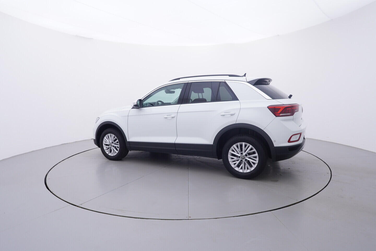 OV190V11145_12.webp_T-ROC Life 1.5 TSI 110 kW automat, DPH