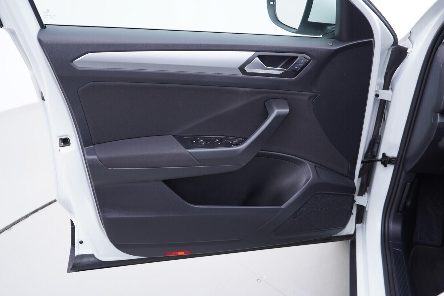 OV190V11145_19.webp_T-ROC Life 1.5 TSI 110 kW automat, DPH