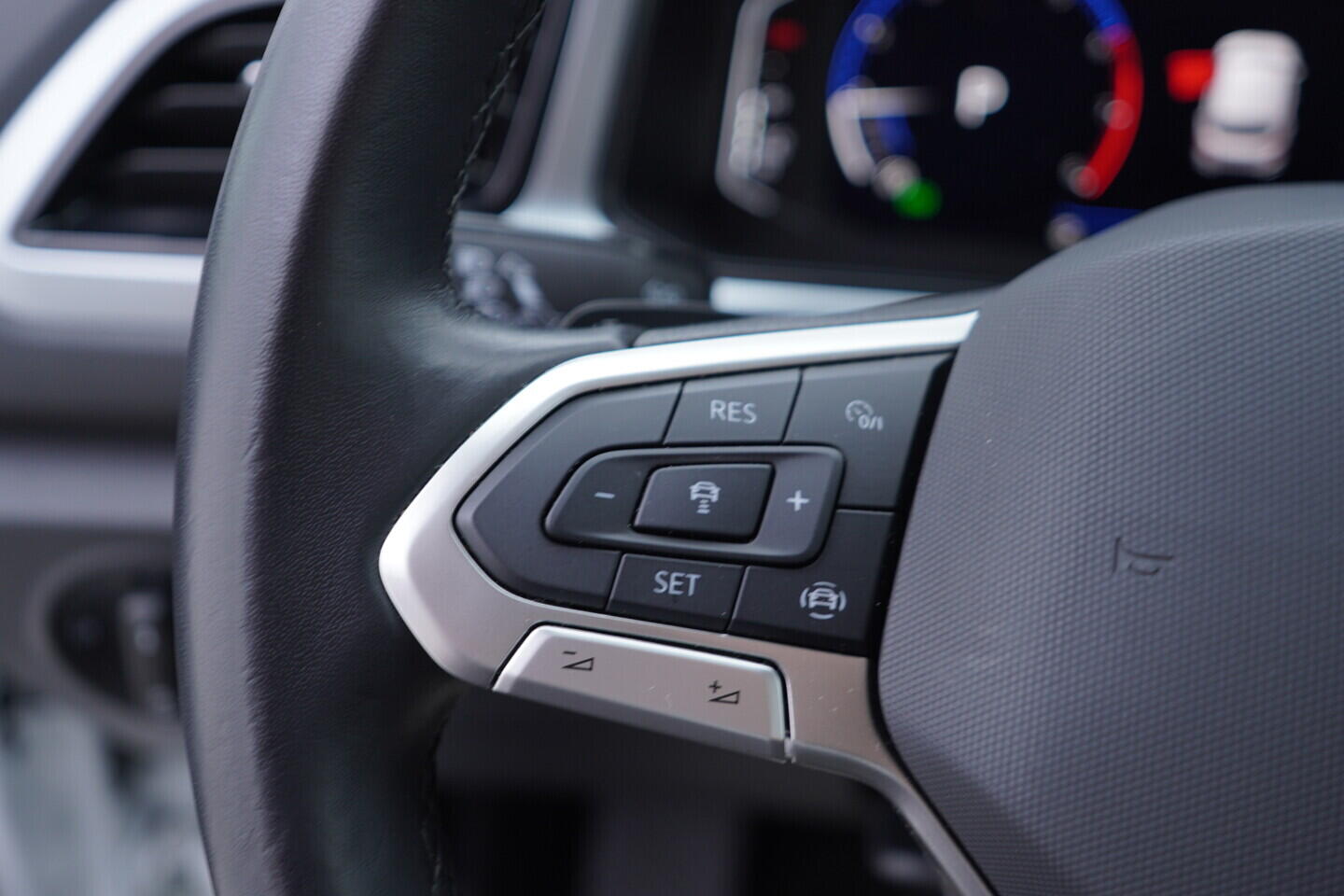 OV190V11145_26.webp_T-ROC Life 1.5 TSI 110 kW automat, DPH