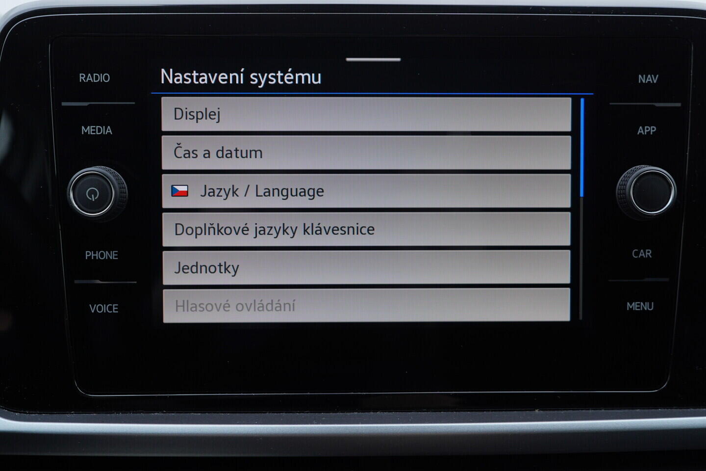 OV190V11145_37.webp_T-ROC Life 1.5 TSI 110 kW automat, DPH