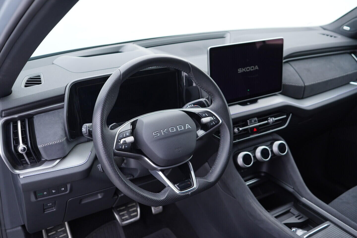 OV190V11148_24.webp_KODIAQ SportLine 2.0 TDI 142 kW automat, DPH