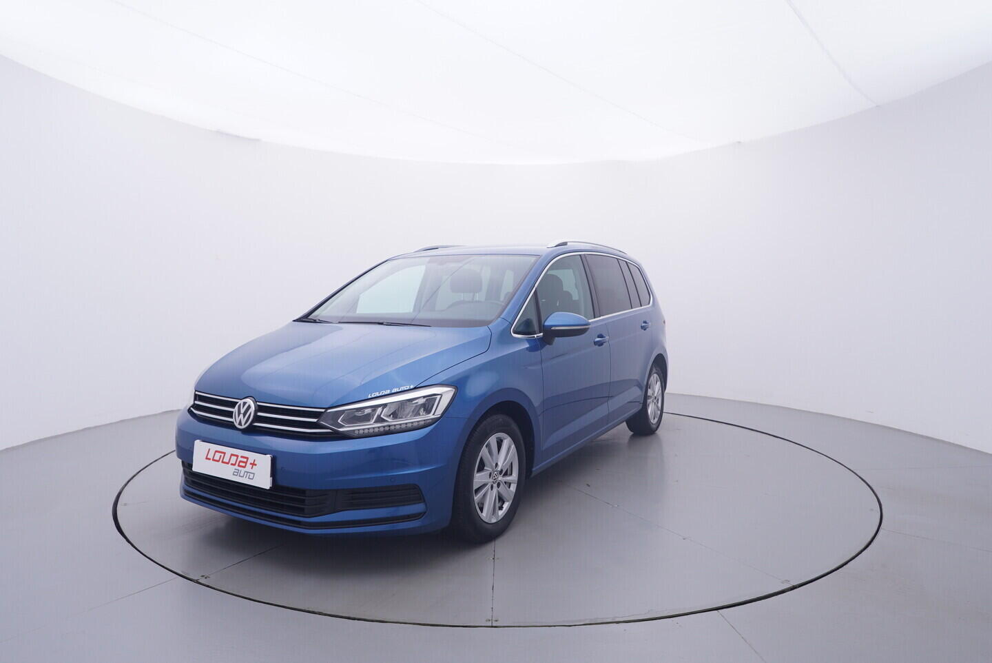 OV190V11149_10.webp_TOURAN  1.5 TSI 110 kW manuál, DPH
