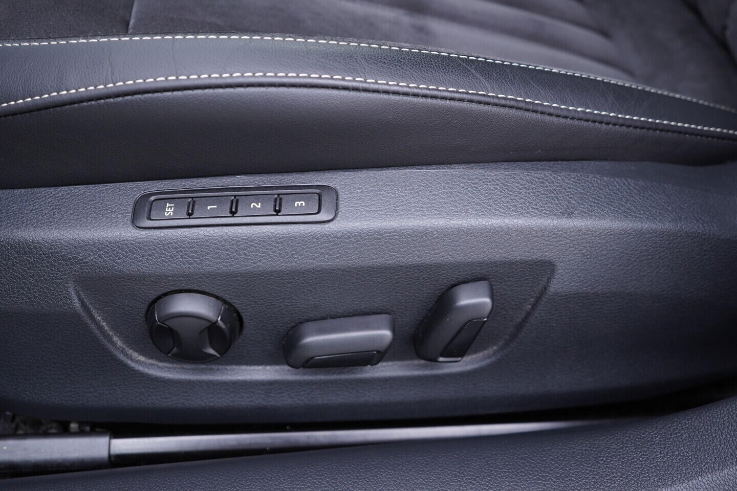 OV190V11150_21.webp_SUPERB Style 2.0 TSI 200 kW automat