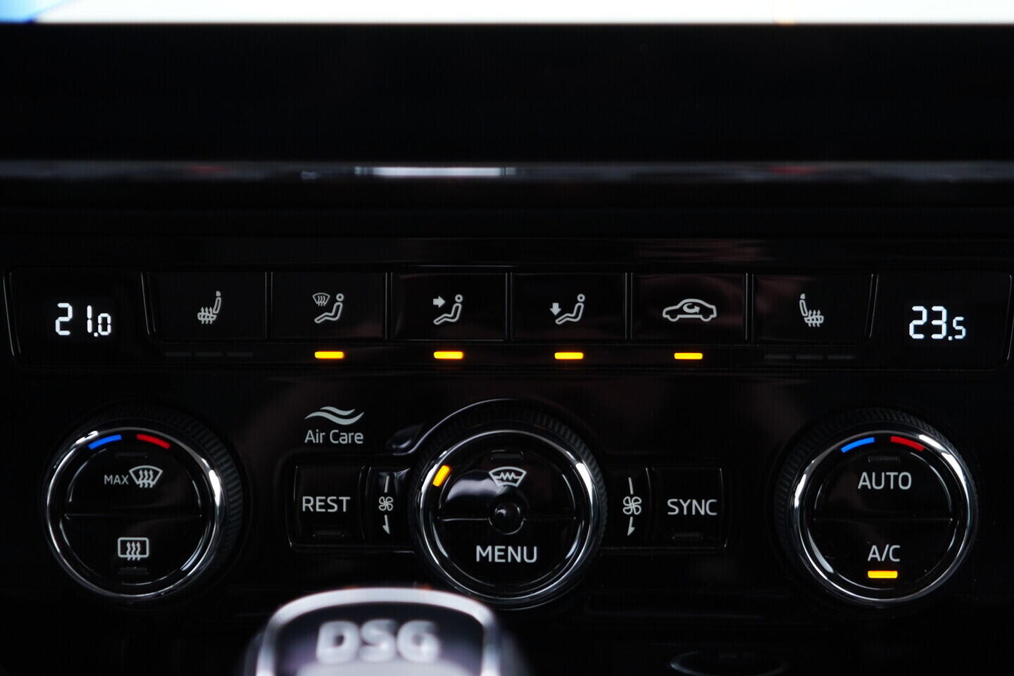 OV190V11150_34.webp_SUPERB Style 2.0 TSI 200 kW automat
