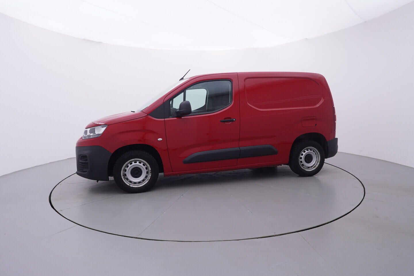 OV190V11153_11.webp_BERLINGO  1.5 HDI 75 kW manuál, DPH