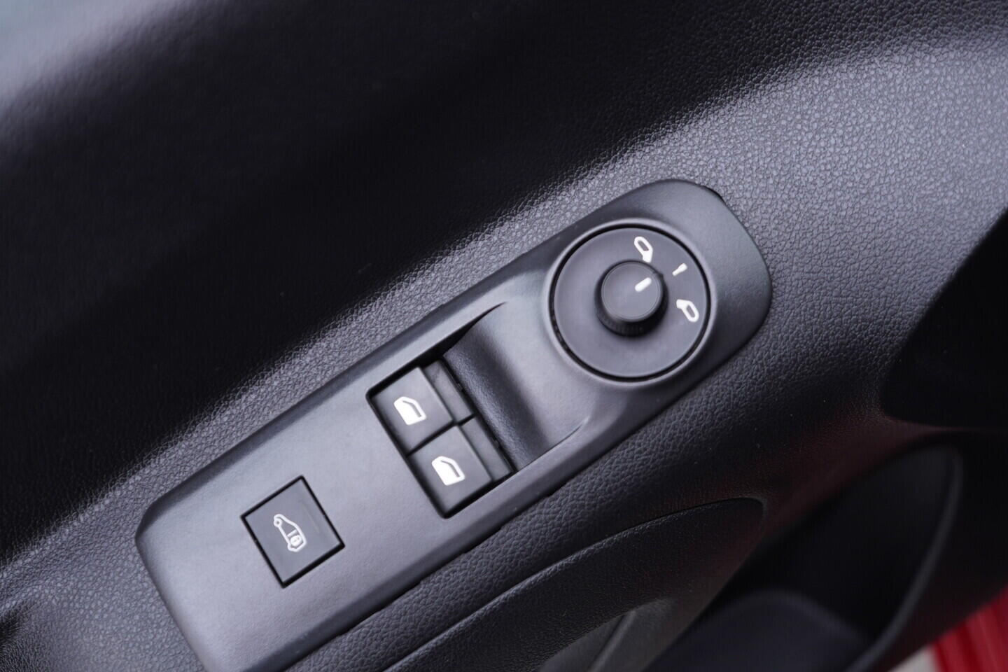 OV190V11153_20.webp_BERLINGO  1.5 HDI 75 kW manuál, DPH