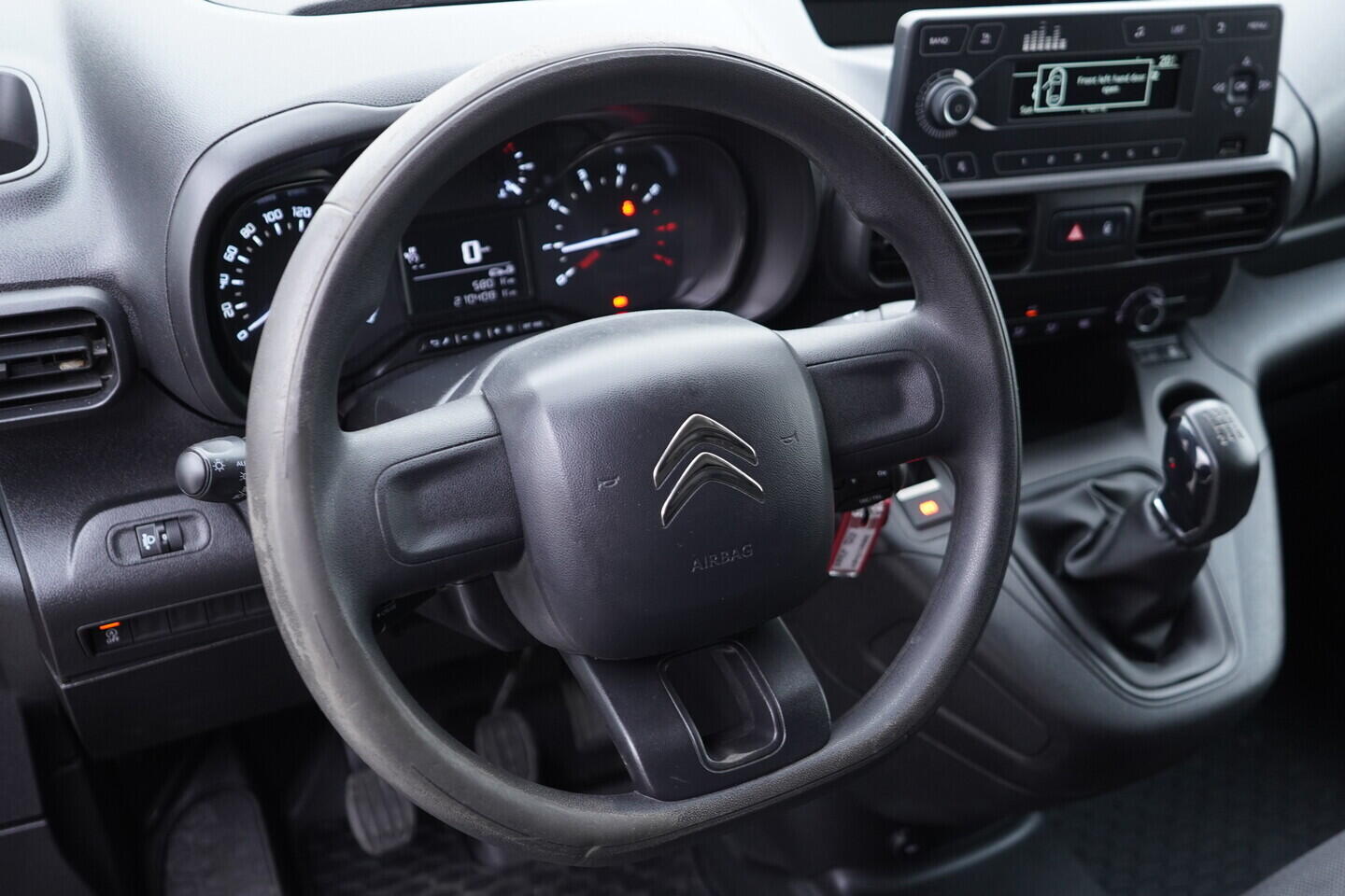 OV190V11153_22.webp_BERLINGO  1.5 HDI 75 kW manuál, DPH