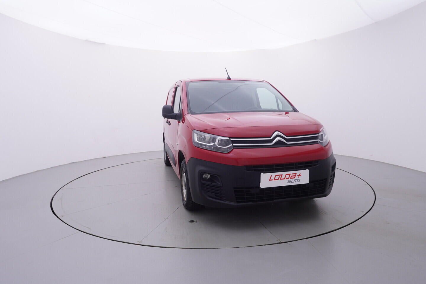 OV190V11157_17.webp_BERLINGO  1.5 HDI 75 kW manuál, DPH