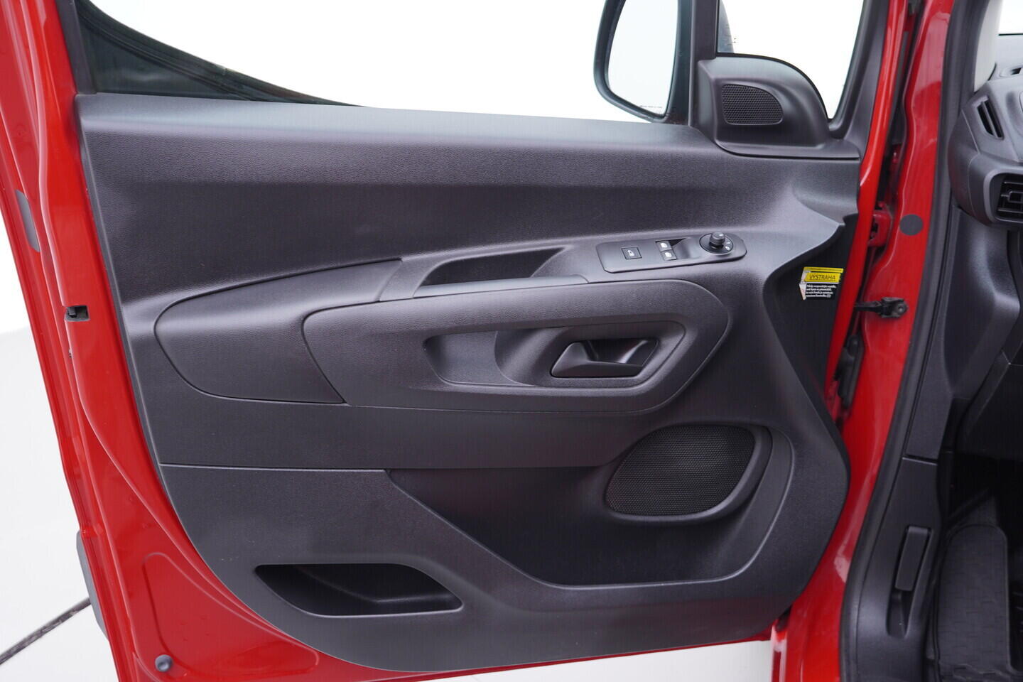 OV190V11157_19.webp_BERLINGO  1.5 HDI 75 kW manuál, DPH