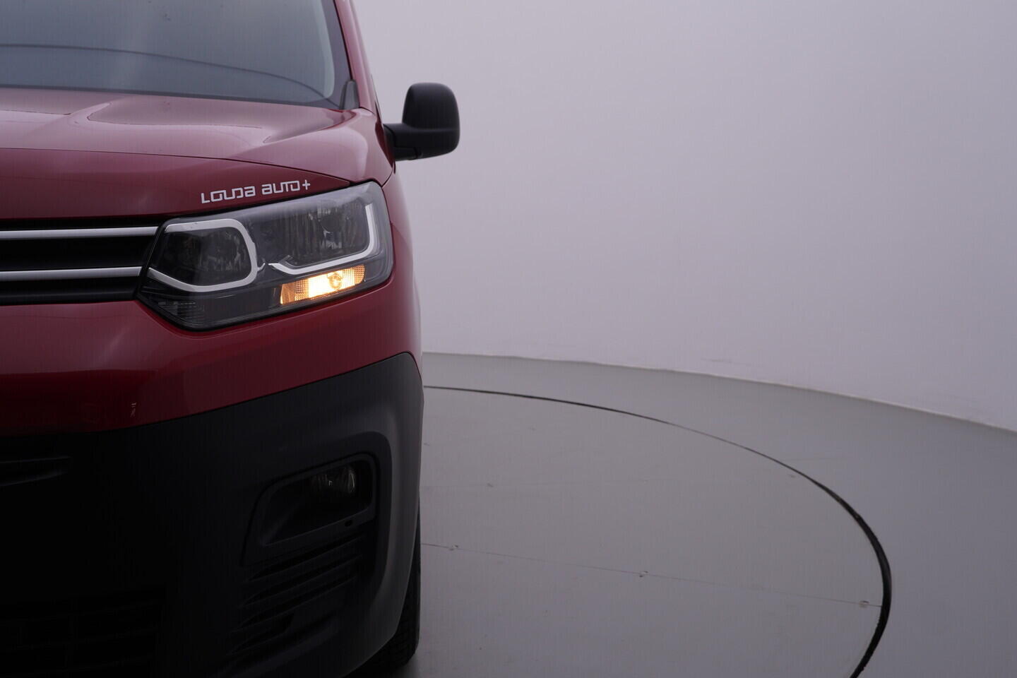 OV190V11157_35.webp_BERLINGO  1.5 HDI 75 kW manuál, DPH