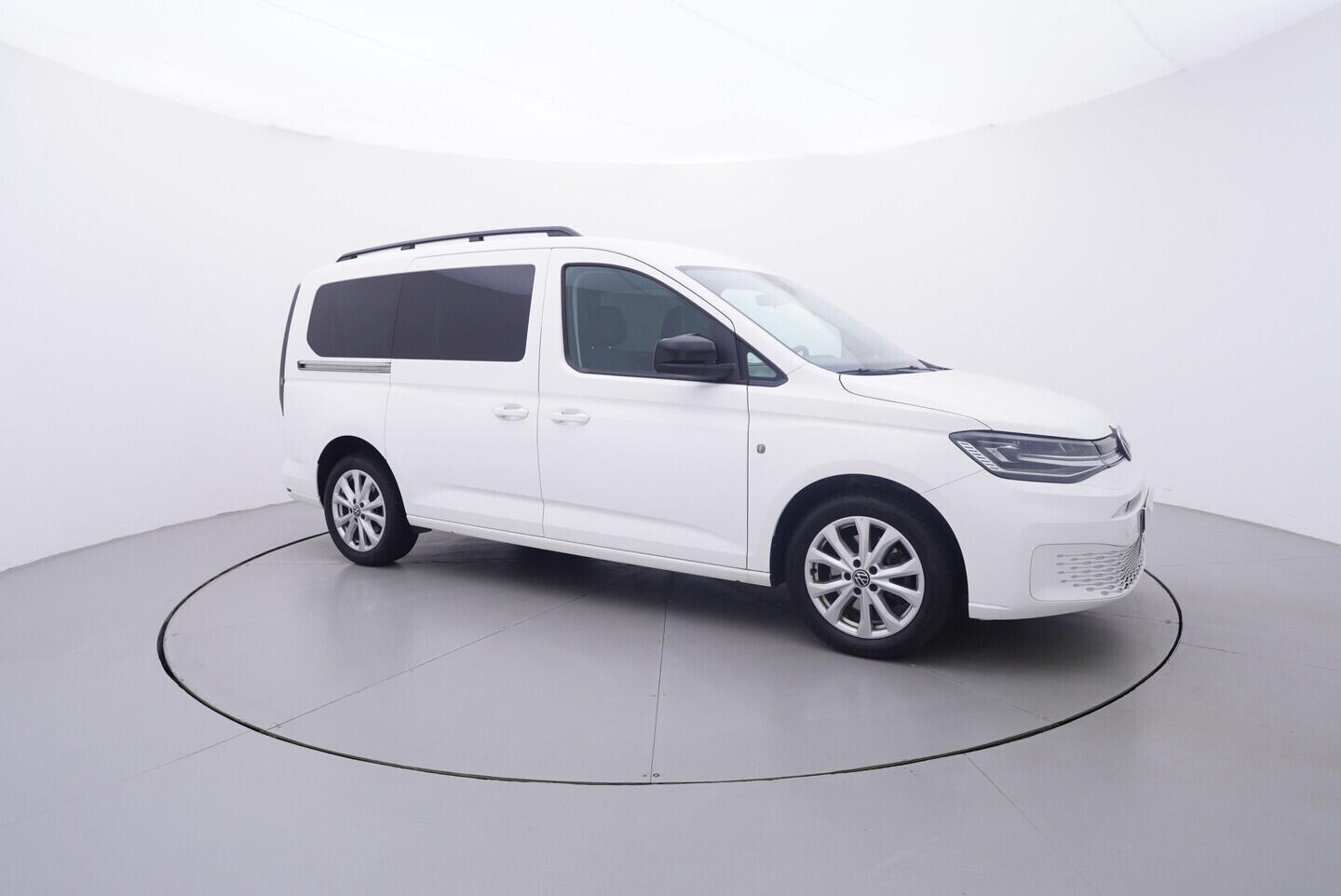 OV190V11158_16.webp_CADDY  2.0 TDI 90 kW automat