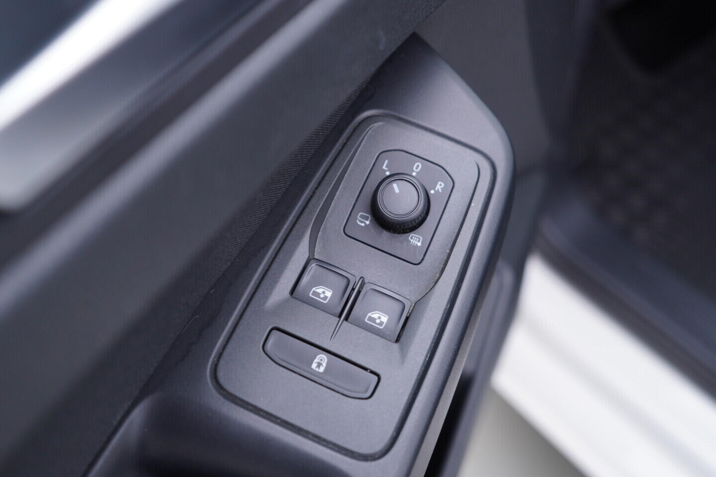 OV190V11158_20.webp_CADDY  2.0 TDI 90 kW automat