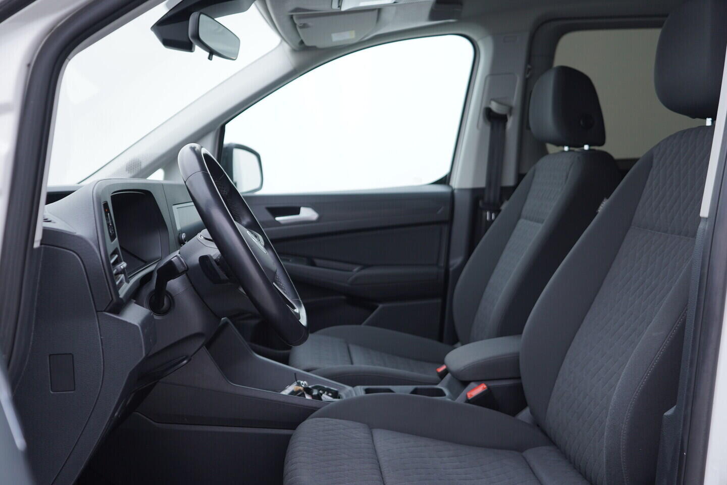 OV190V11158_22.webp_CADDY  2.0 TDI 90 kW automat