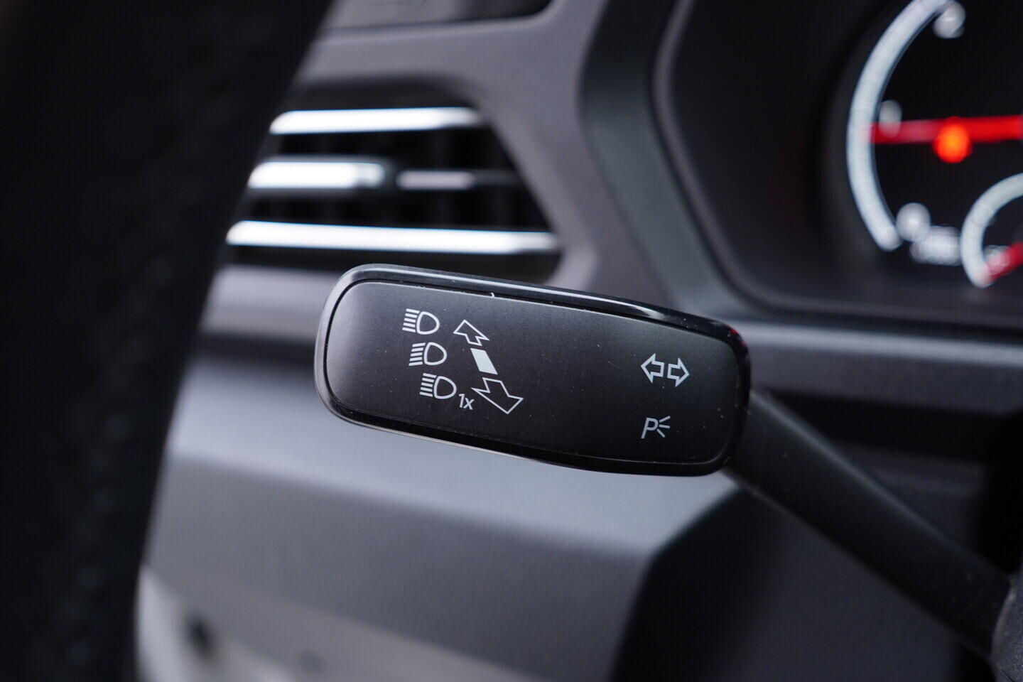 OV190V11158_23.webp_CADDY  2.0 TDI 90 kW automat