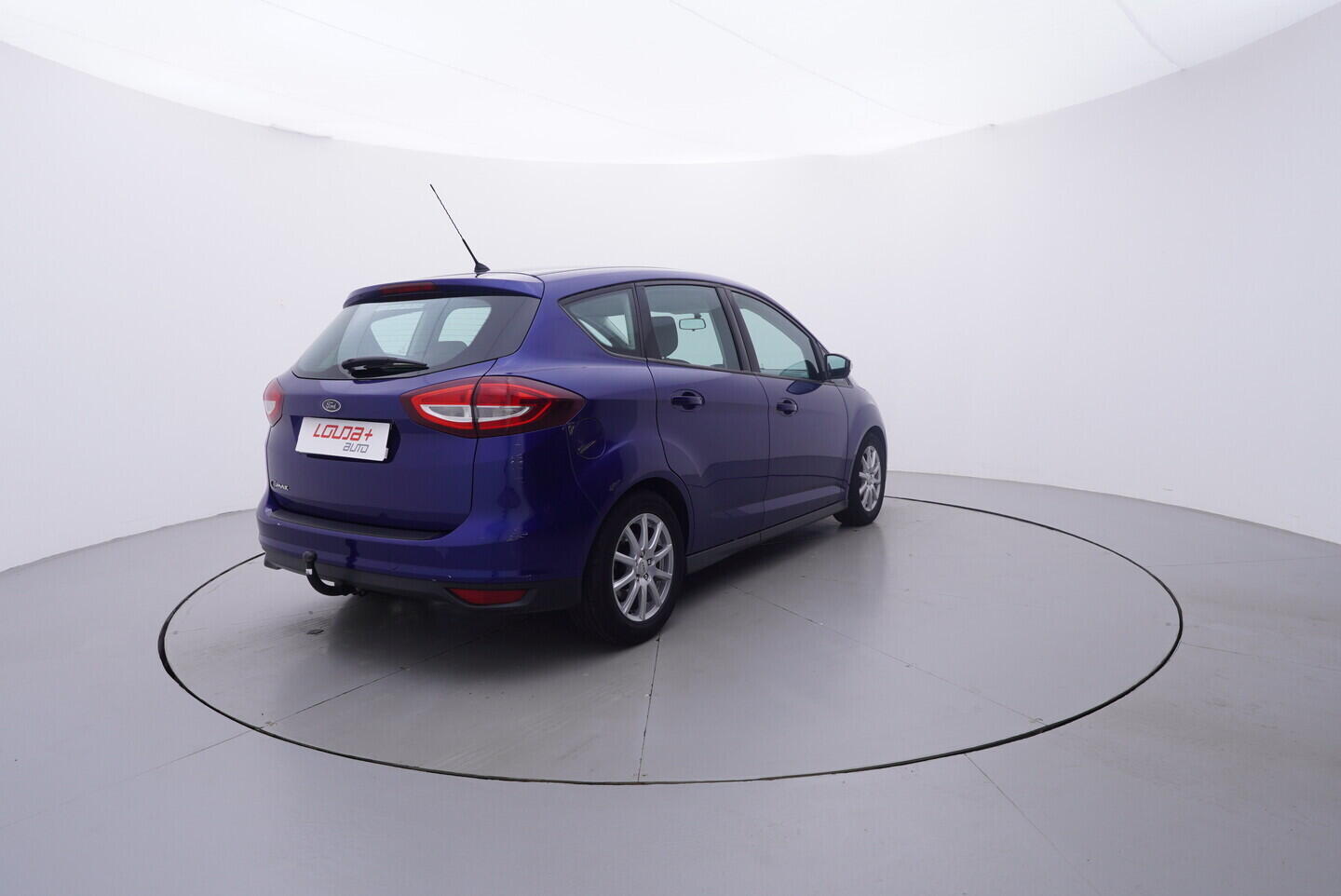 OV190V11160_14.webp_C-MAX  1.0 EcoBoost 74 kW manuál