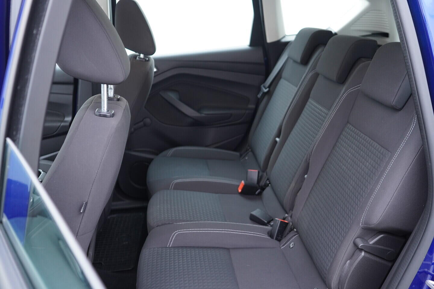 OV190V11160_35.webp_C-MAX  1.0 EcoBoost 74 kW manuál