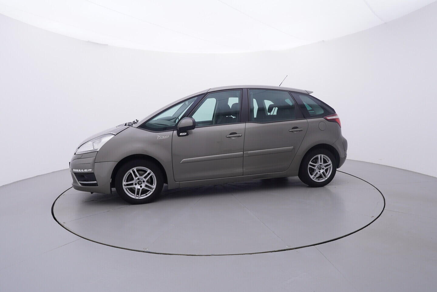 OV190V11167_11.webp_C4 PICASSO  1.6 HDI 82 kW manuál