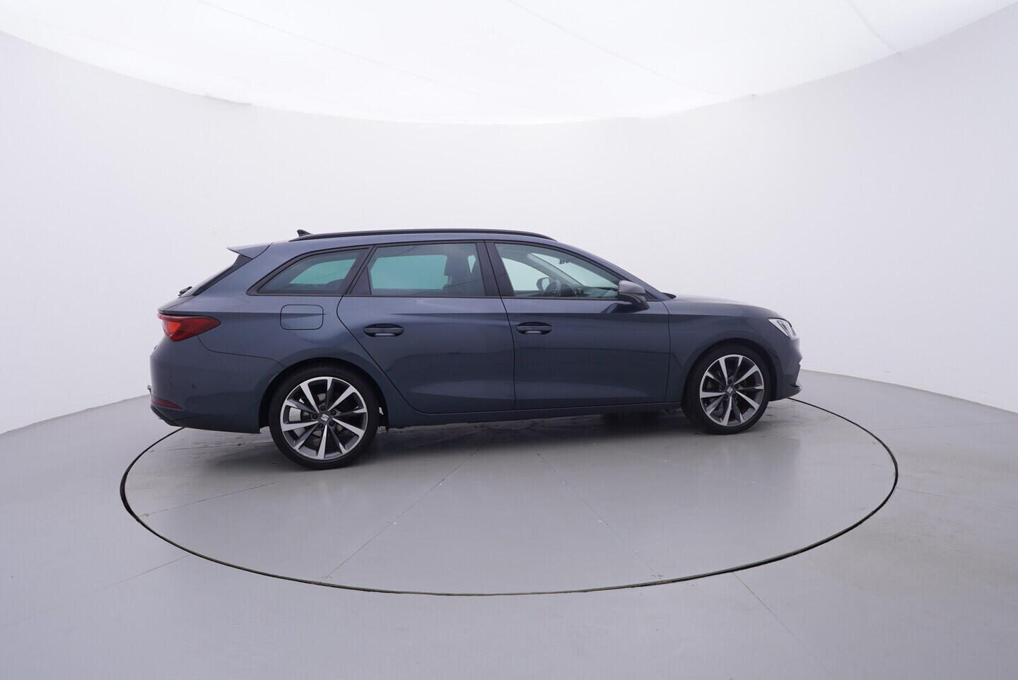 OV190V11172_15.webp_LEON ST FR 1.5 TSI 110 kW automat