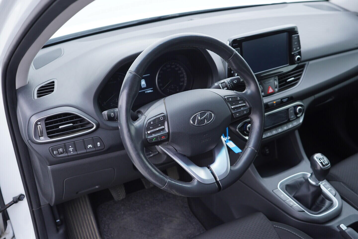 OV190V11175_21.webp_I30  1.0 T-GDI _ kW manuál