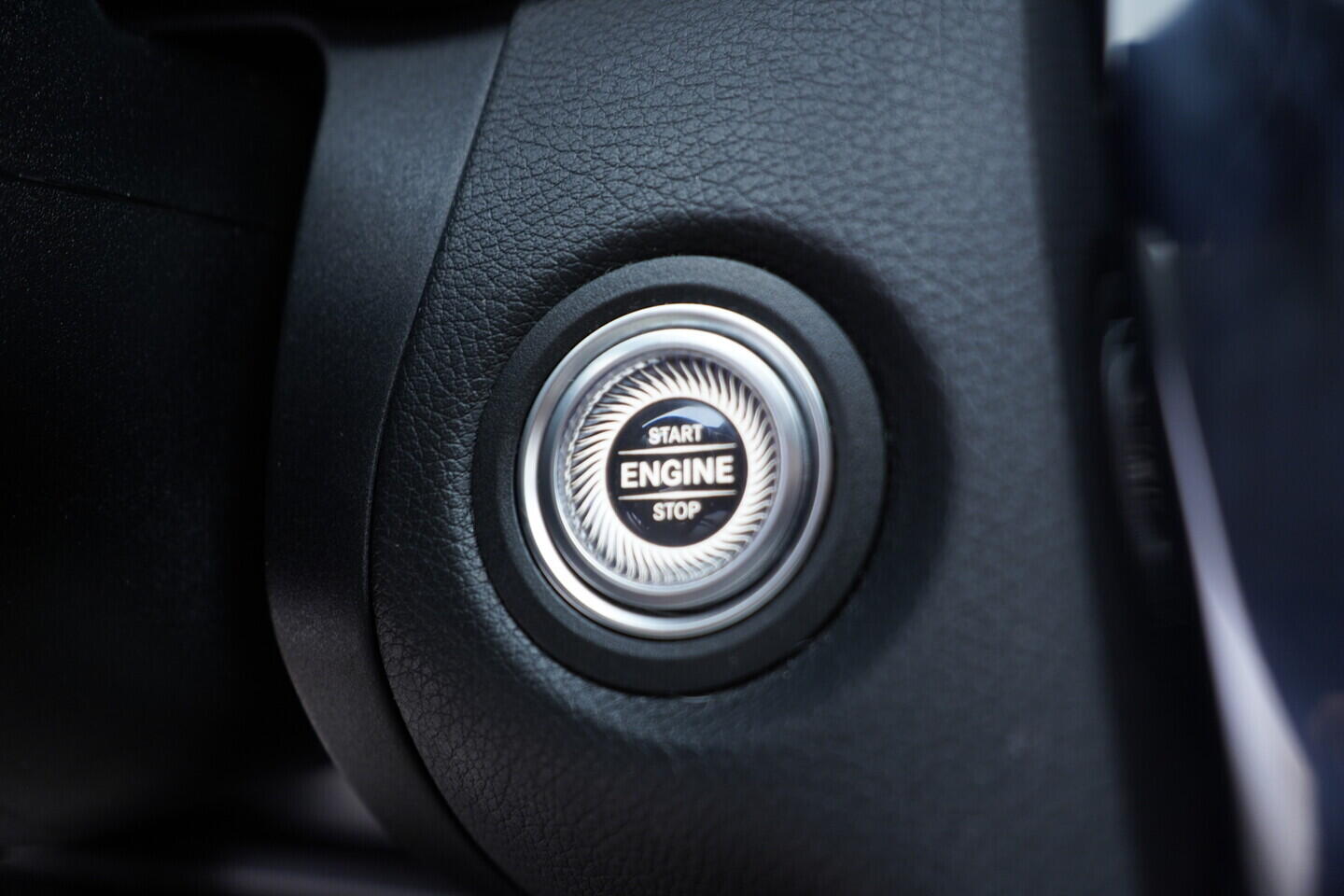 OV190V11199_29.webp_C200  1.6 CDi 118 kW automat