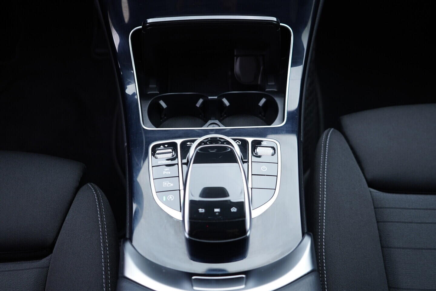 OV190V11199_31.webp_C200  1.6 CDi 118 kW automat