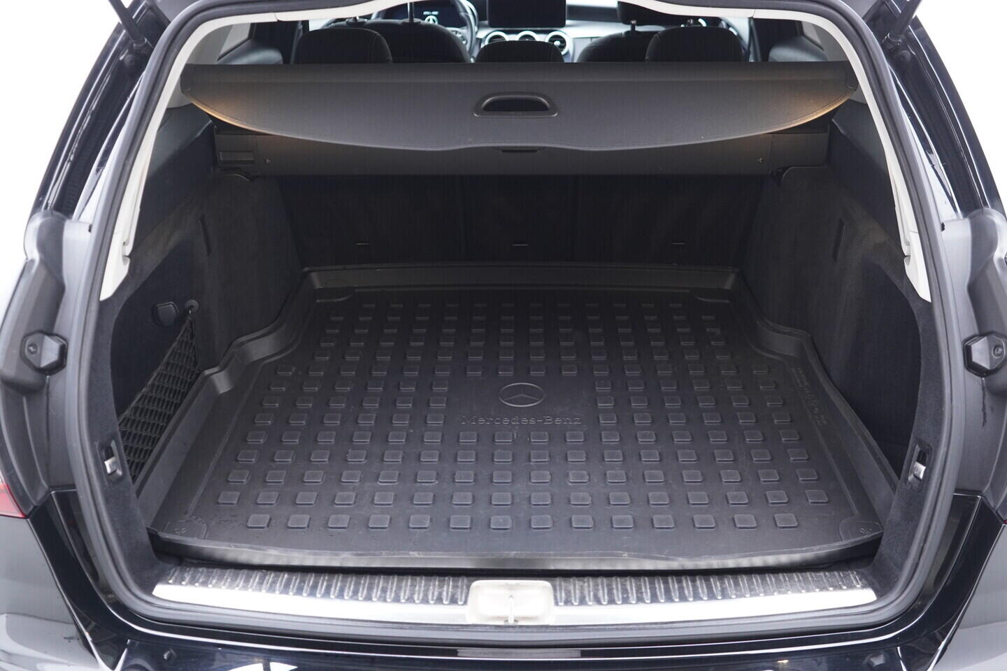 OV190V11199_49.webp_C200  1.6 CDi 118 kW automat