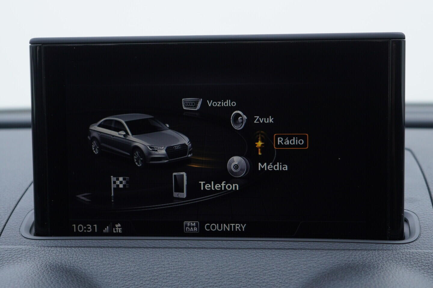 OV190V11201_28.webp_A3 SPORTBACK  1.6 TDI 85 kW manuál