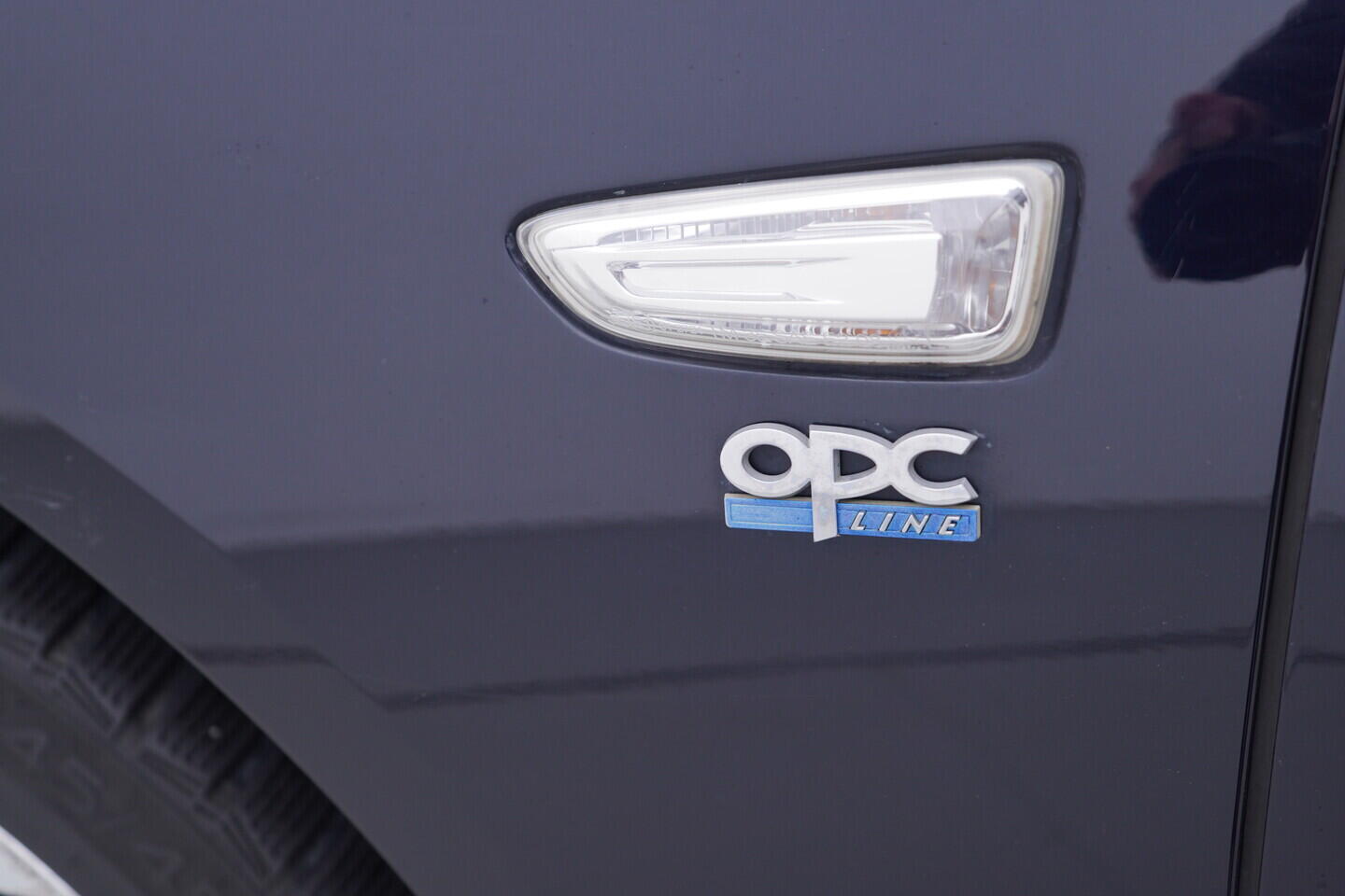 OV190V11204_43.webp_INSIGNIA OPC Line 1.6 . 147 kW manuál, DPH