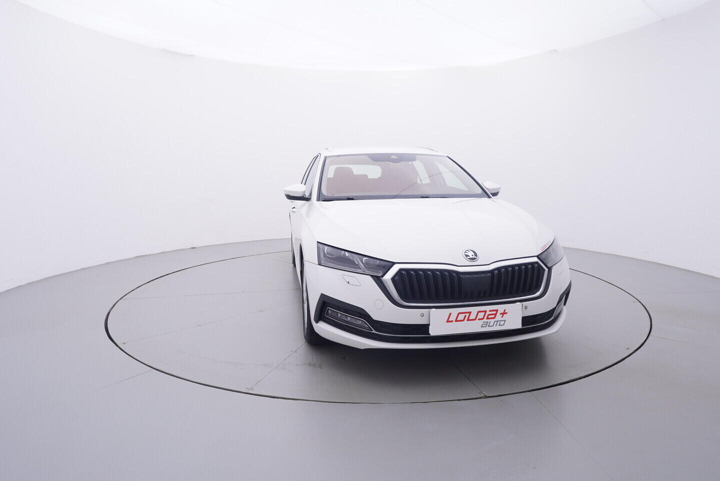 OV190V11206_17.webp_OCTAVIA Style Plus 2.0 TDI 110 kW manuál, DPH