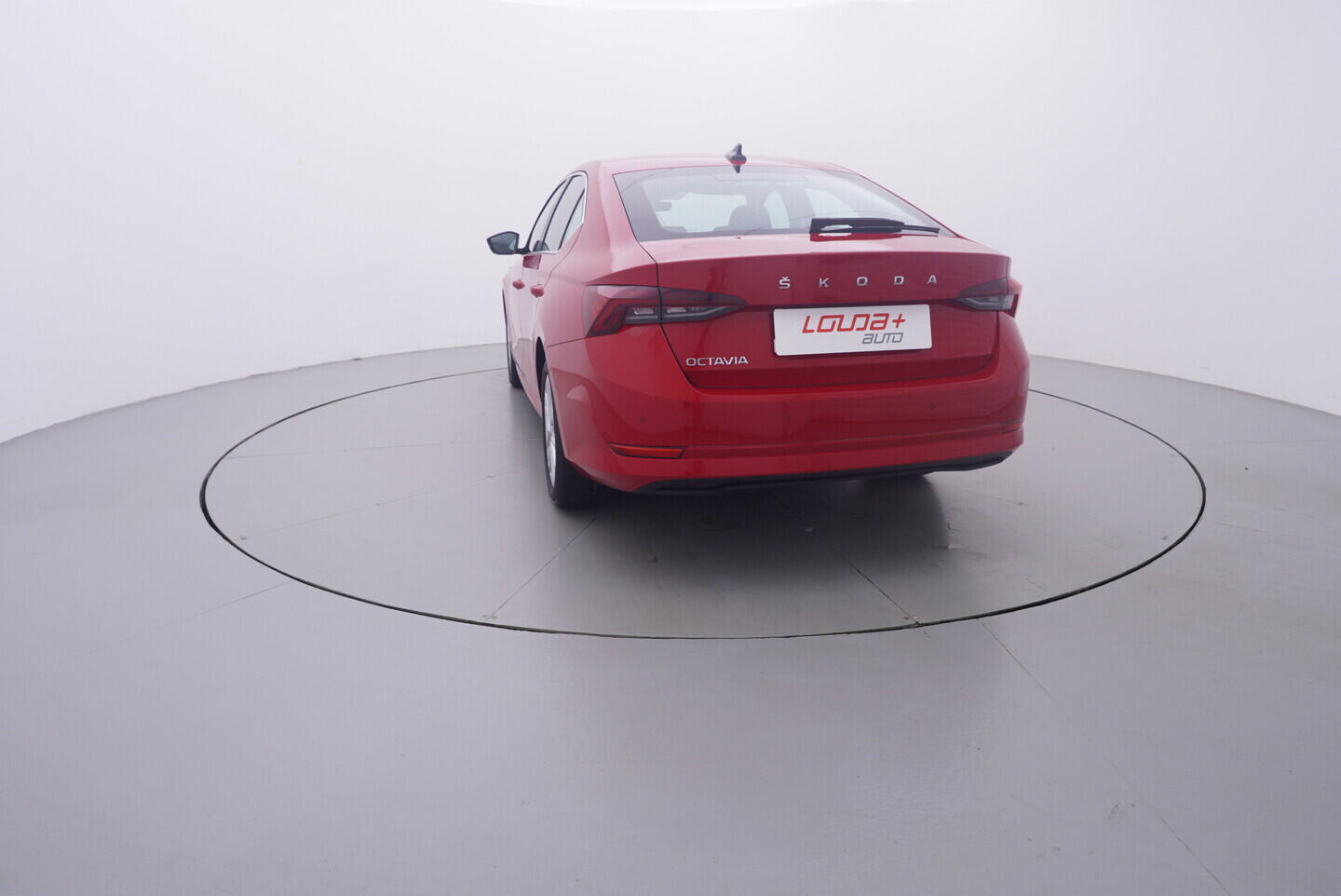 OV190V11215_13.webp_OCTAVIA Style 2.0 TDI 85 kW manuál, DPH