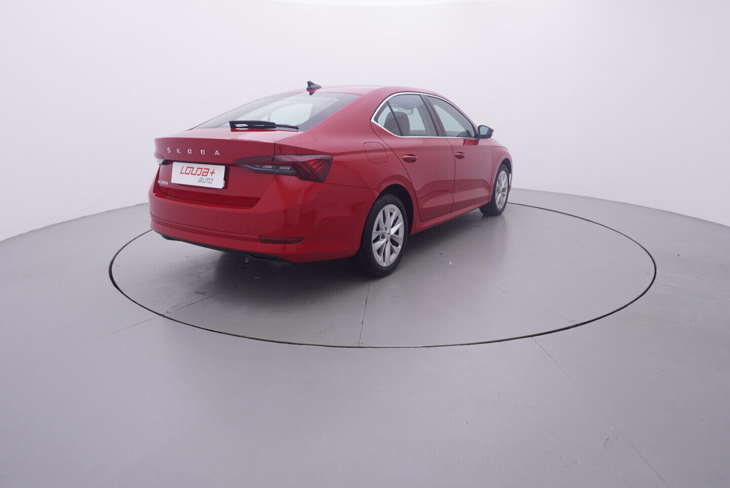 OV190V11215_14.webp_OCTAVIA Style 2.0 TDI 85 kW manuál, DPH