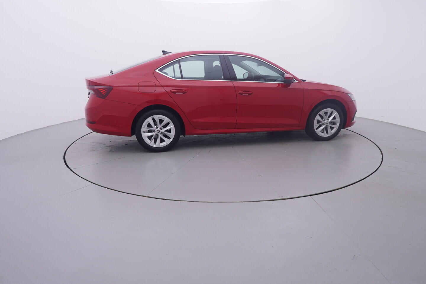 OV190V11215_15.webp_OCTAVIA Style 2.0 TDI 85 kW manuál, DPH