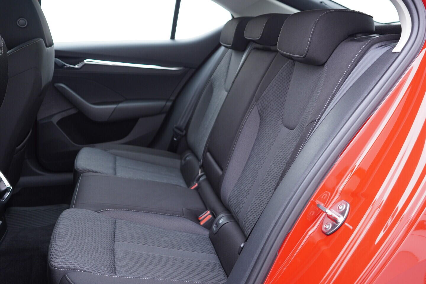 OV190V11215_35.webp_OCTAVIA Style 2.0 TDI 85 kW manuál, DPH