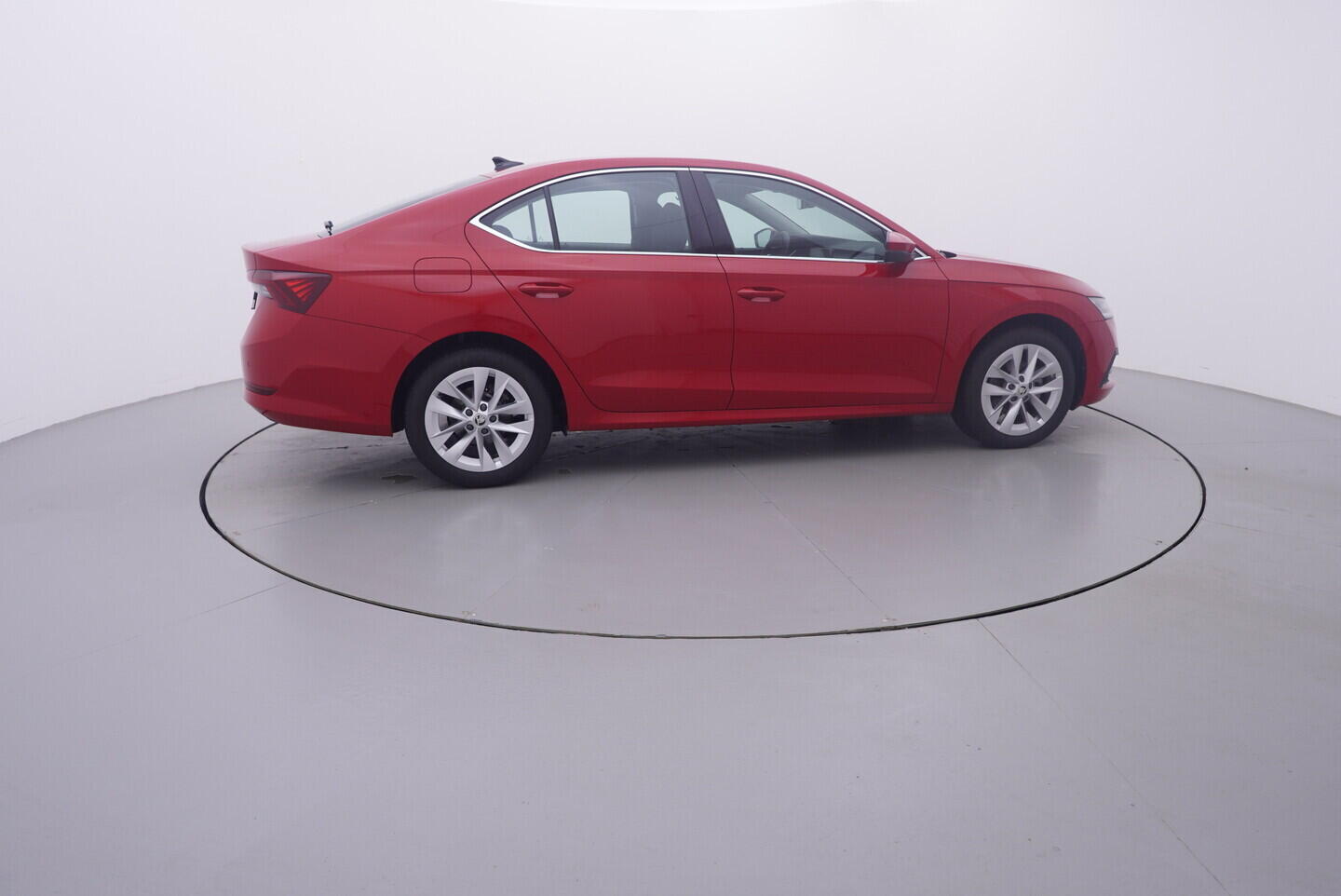 OV190V11216_15.webp_OCTAVIA Style 2.0 TDI 110 kW manuál, DPH