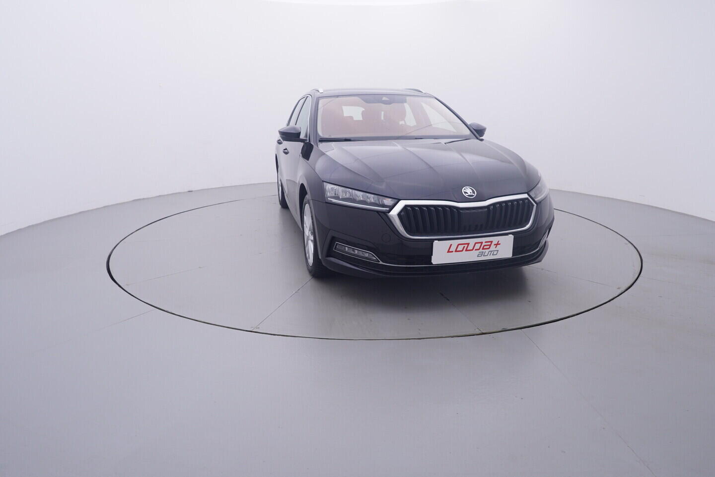 OV190V11217_17.webp_OCTAVIA Style 2.0 TDI 110 kW manuál, DPH