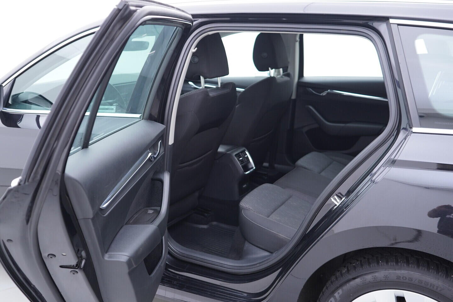 OV190V11217_33.webp_OCTAVIA Style 2.0 TDI 110 kW manuál, DPH