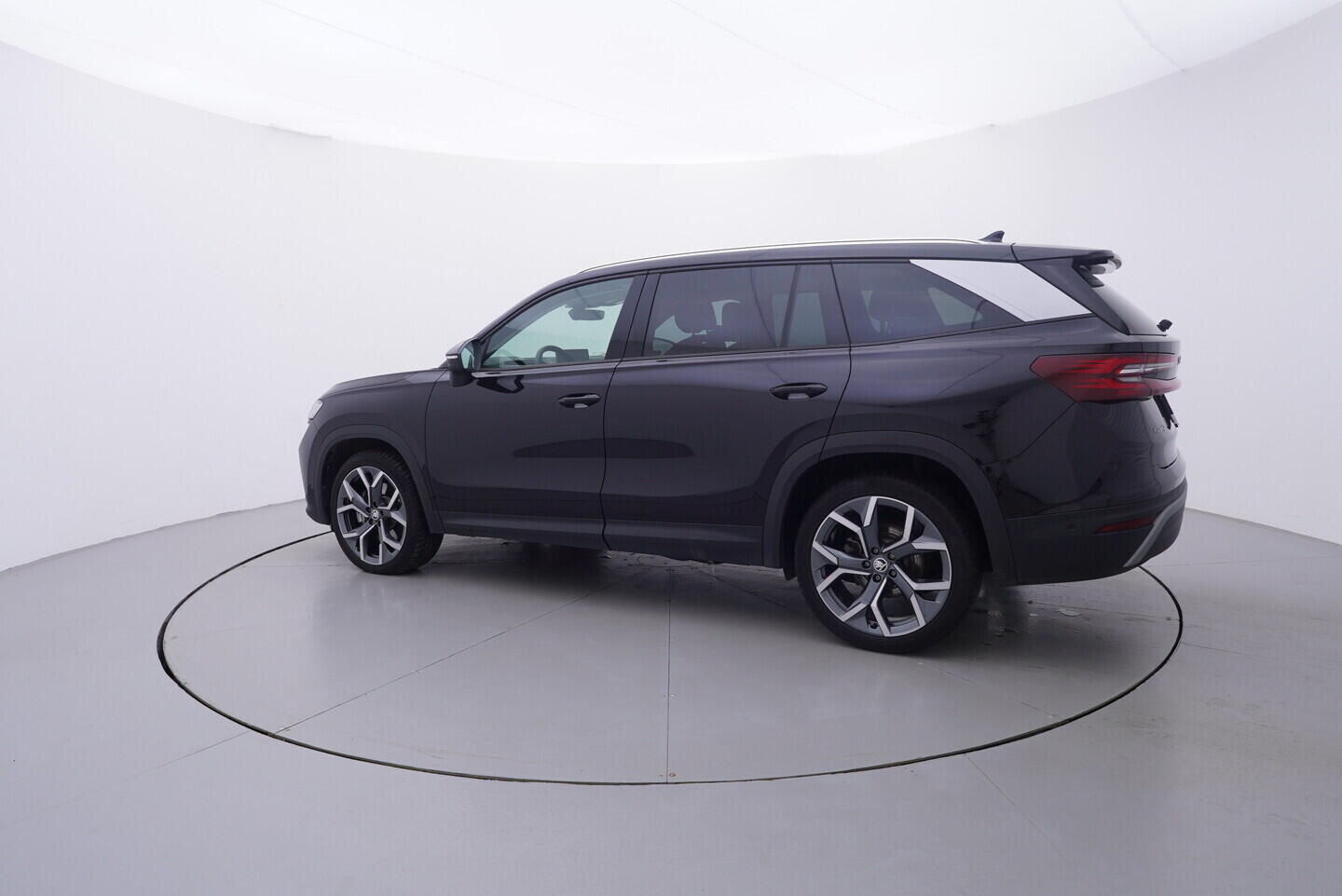 OV190V11218_12.webp_KODIAQ Exclusive Selection 2.0 TDI 142 kW automat, DPH