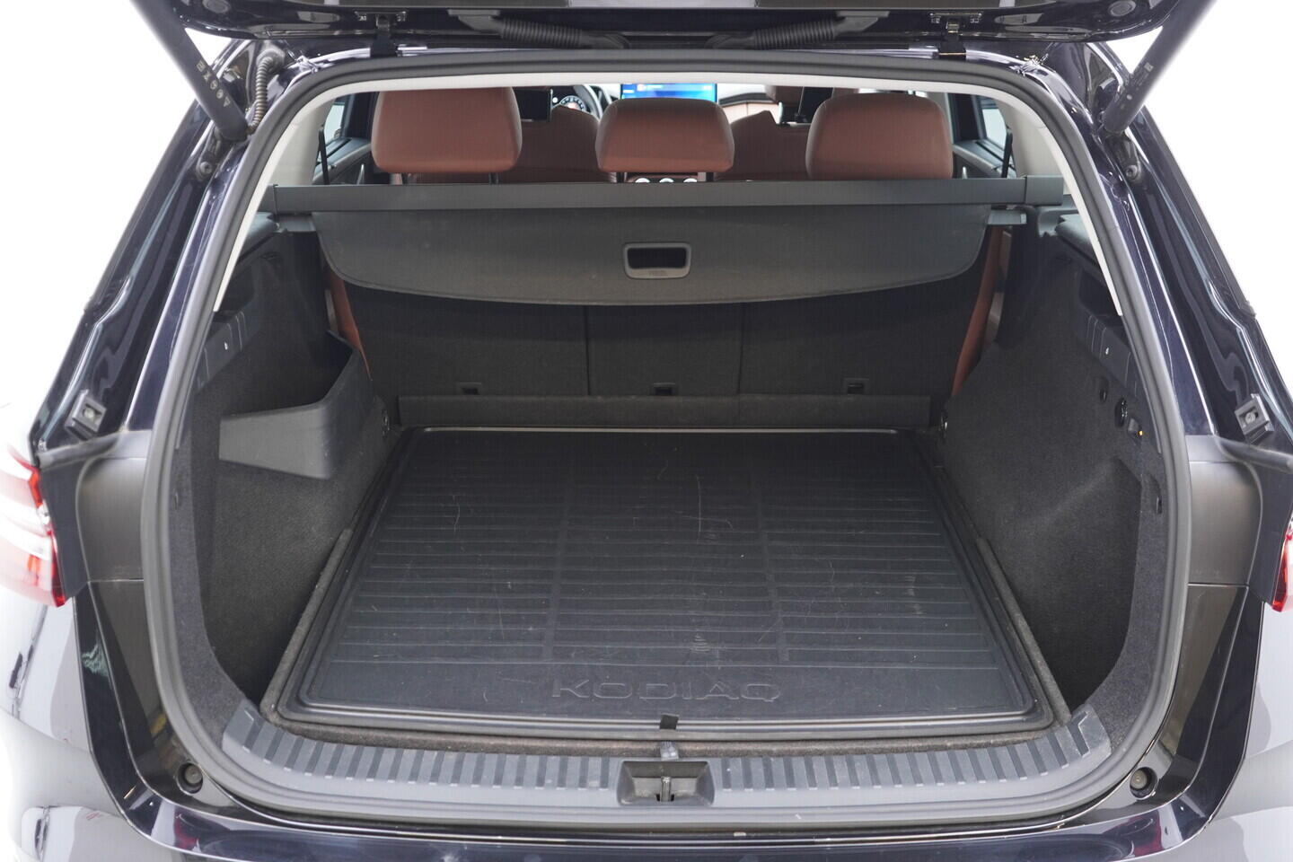 OV190V11218_38.webp_KODIAQ Exclusive Selection 2.0 TDI 142 kW automat, DPH