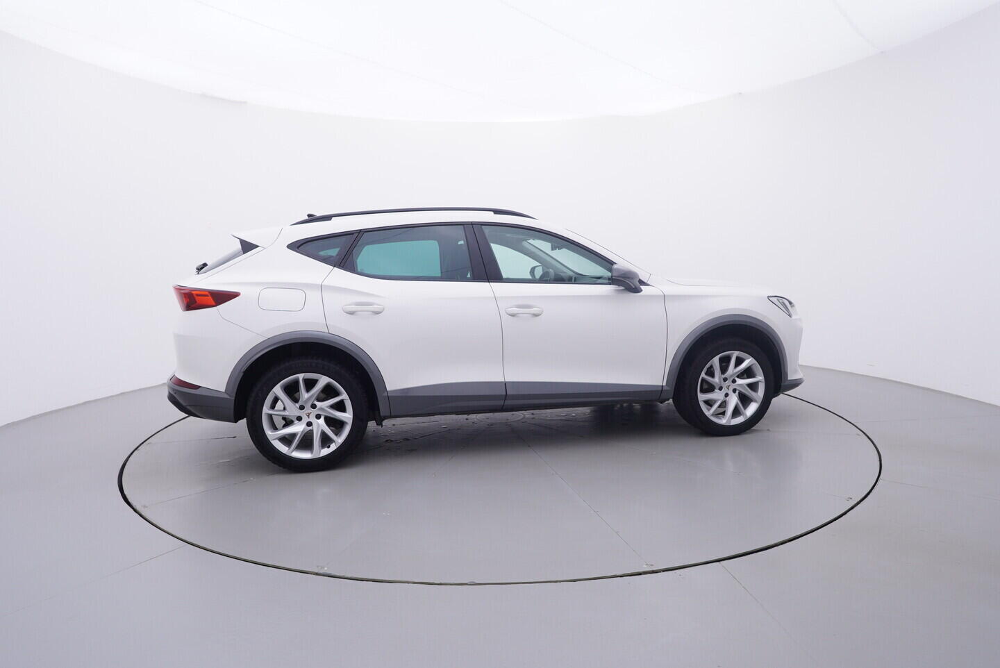 OV190V11219_15.webp_FORMENTOR  1.5 TSI 110 kW automat, DPH