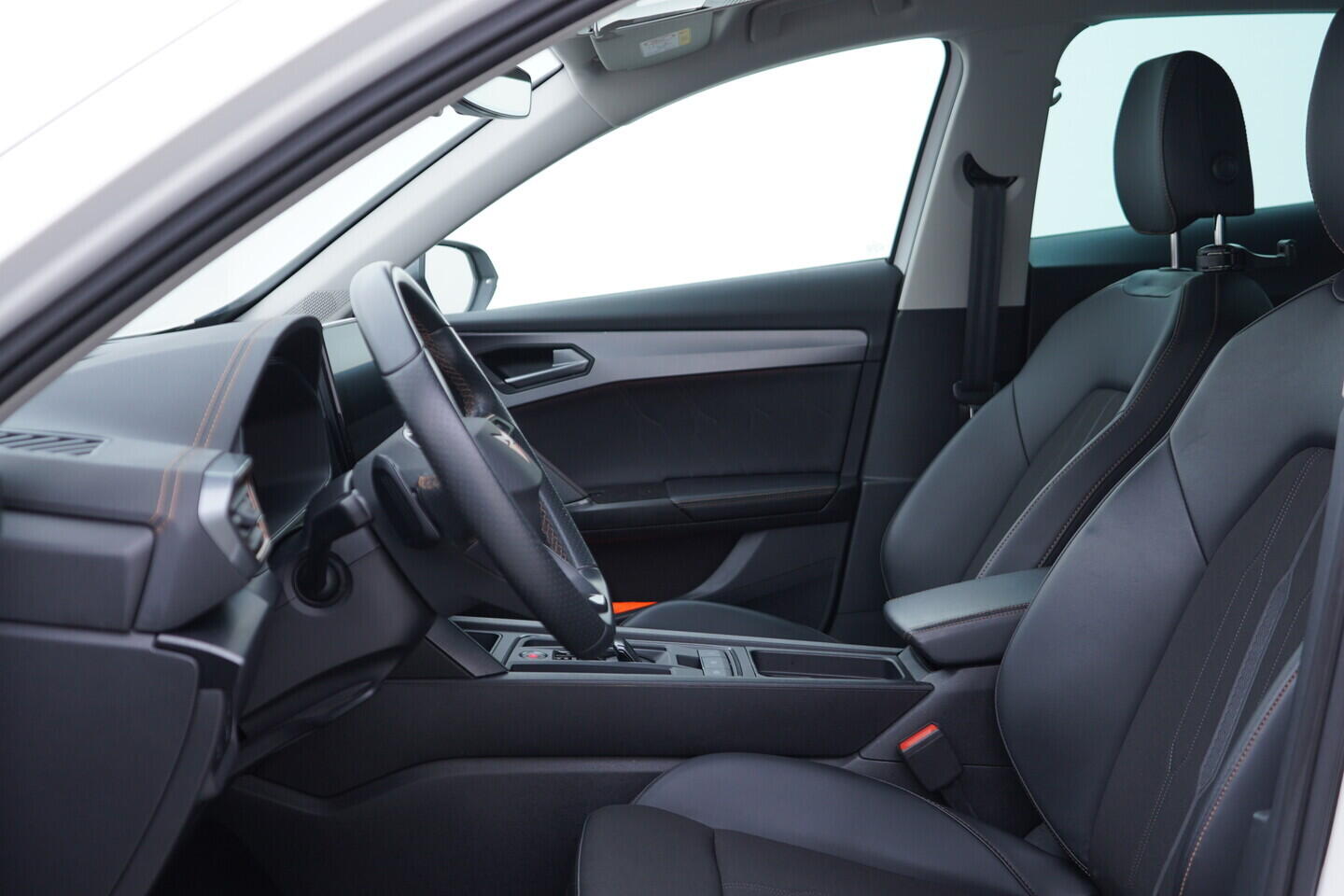 OV190V11219_22.webp_FORMENTOR  1.5 TSI 110 kW automat, DPH