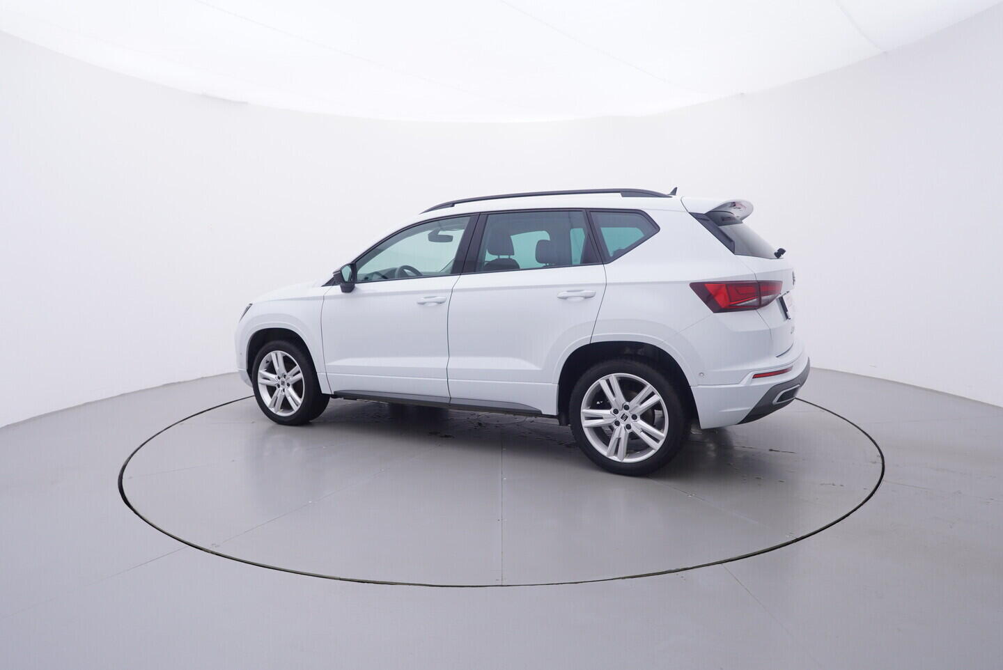 OV190V11220_12.webp_SEAT ATECA FR 1.5 TSI 110 kW manuál, DPH
