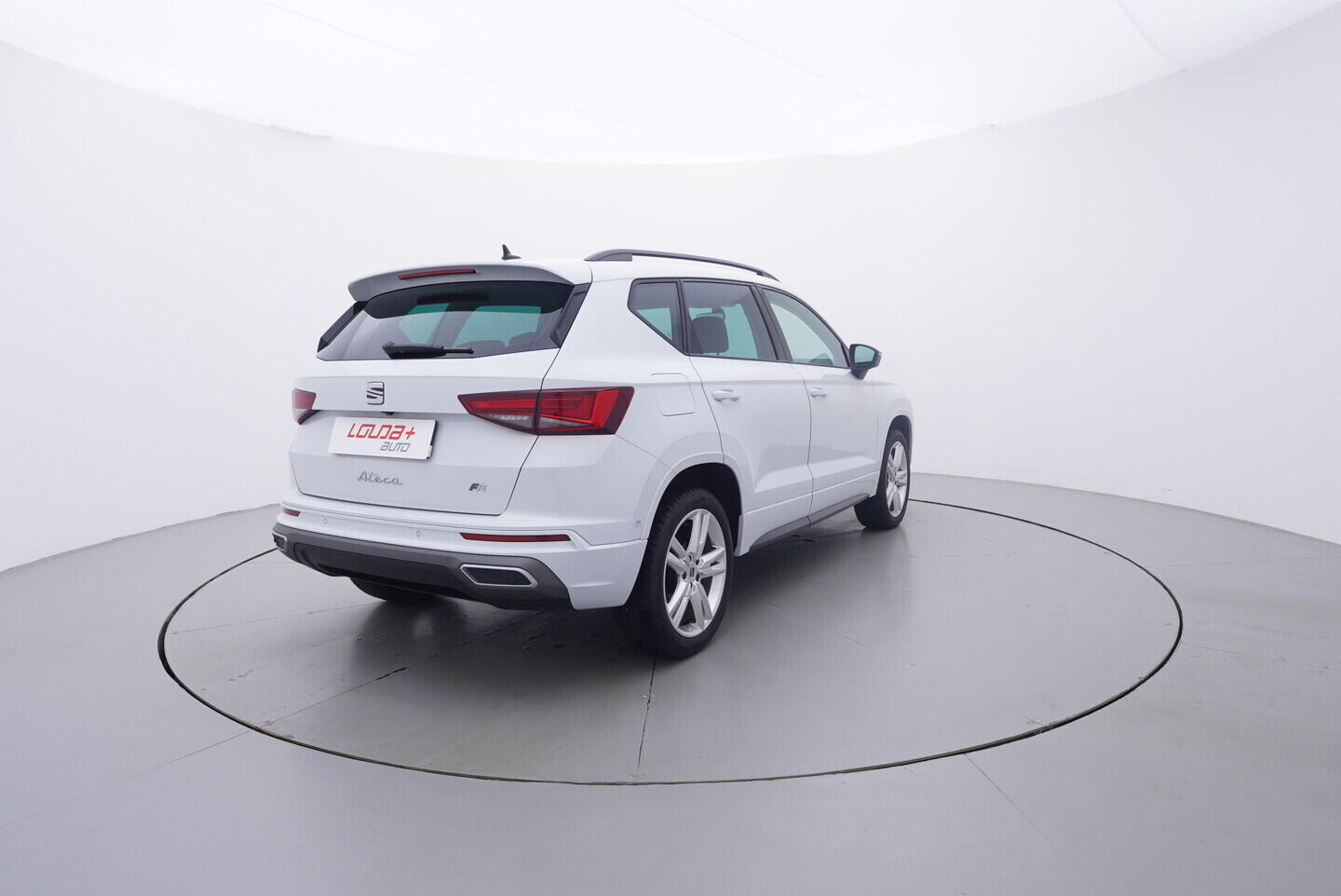 OV190V11220_14.webp_SEAT ATECA FR 1.5 TSI 110 kW manuál, DPH