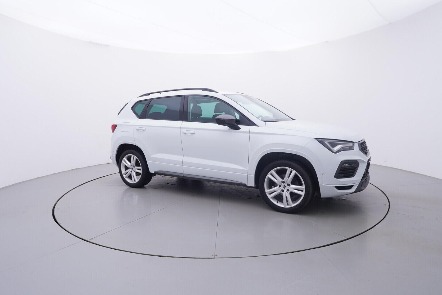OV190V11220_16.webp_SEAT ATECA FR 1.5 TSI 110 kW manuál, DPH