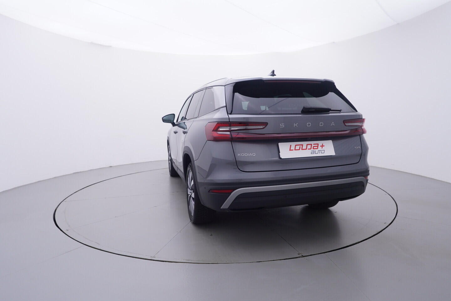 OV190V11221_13.webp_KODIAQ Exclusive Selection 2.0 TDI 142 kW automat, DPH
