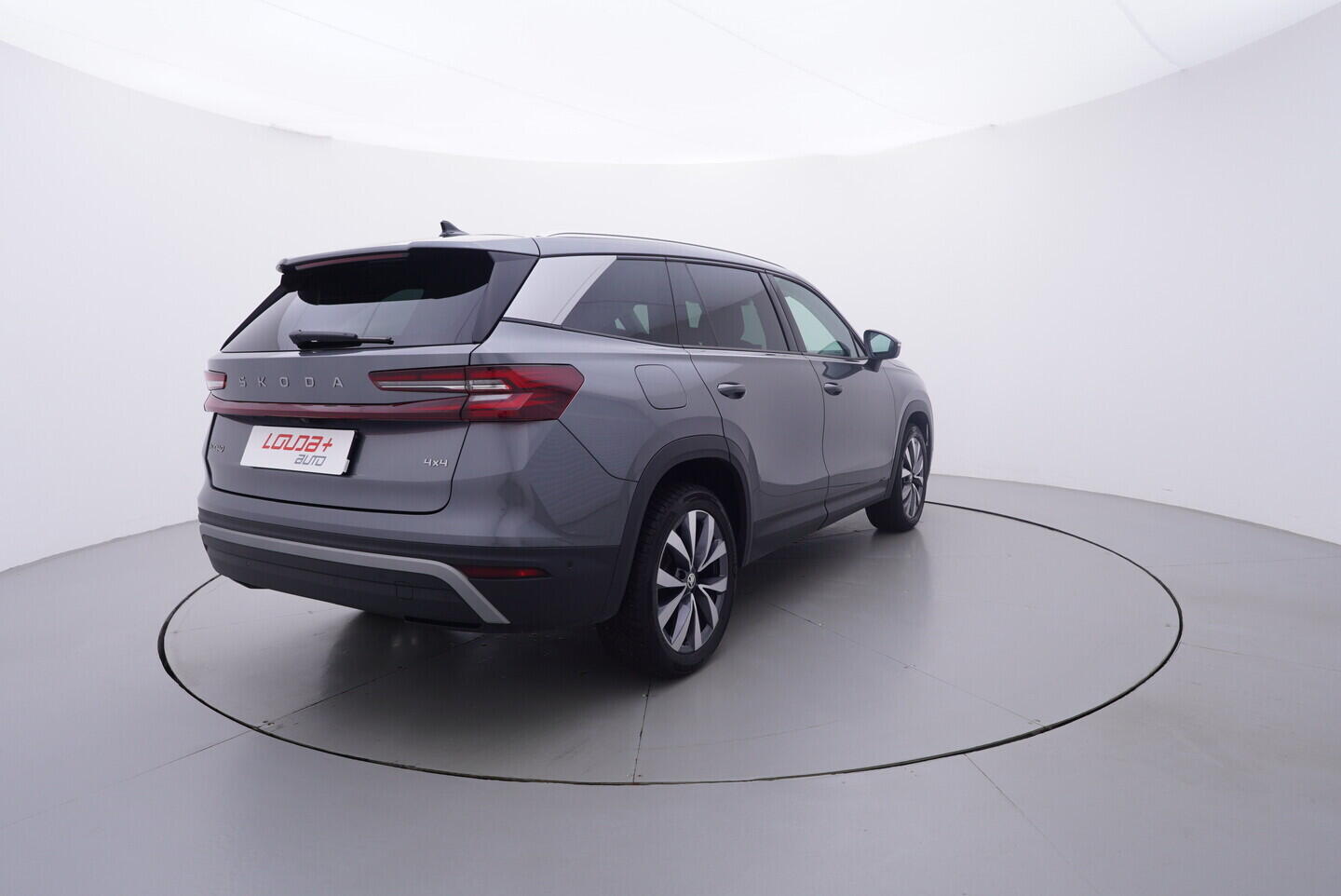 OV190V11221_14.webp_KODIAQ Exclusive Selection 2.0 TDI 142 kW automat, DPH